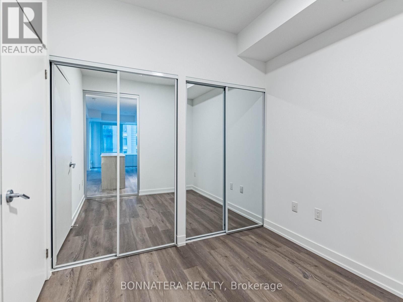 2307 - 395 Square One Drive, Mississauga, ON - Indoor Photo Showing Other Room