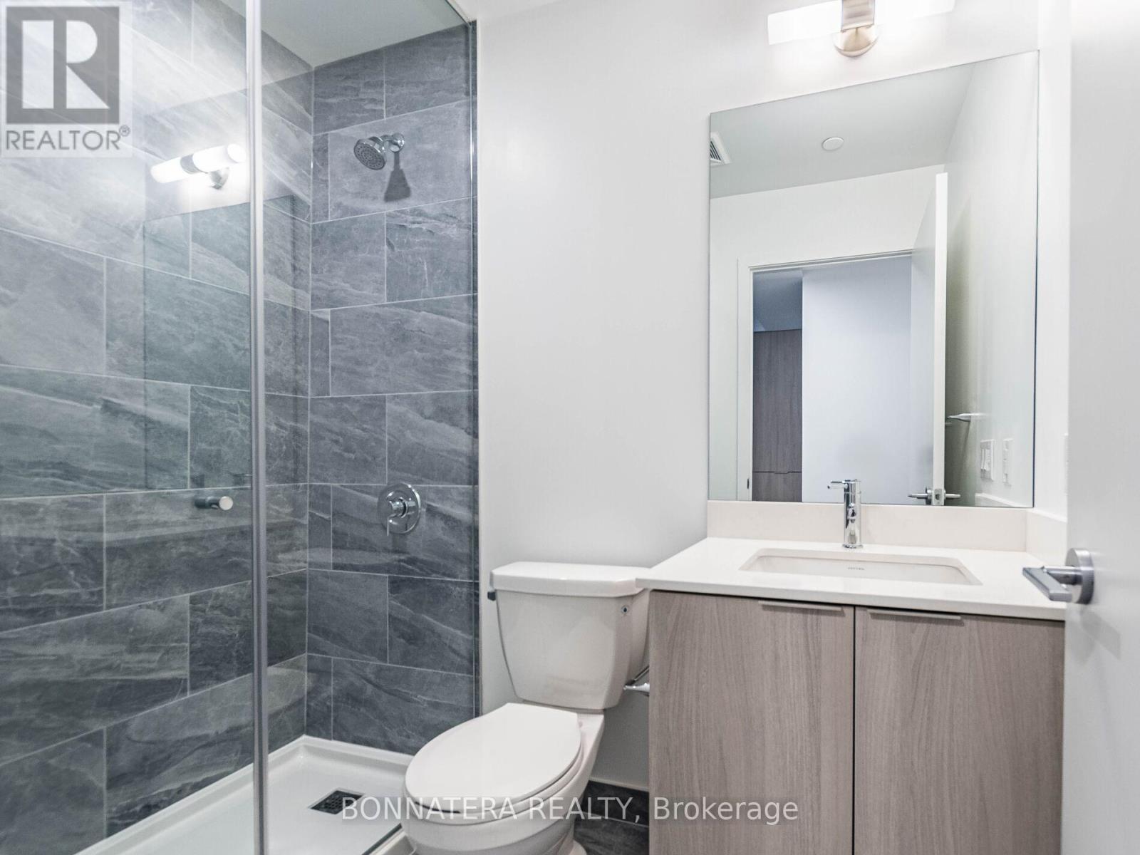 2307 - 395 Square One Drive, Mississauga, ON - Indoor Photo Showing Bathroom