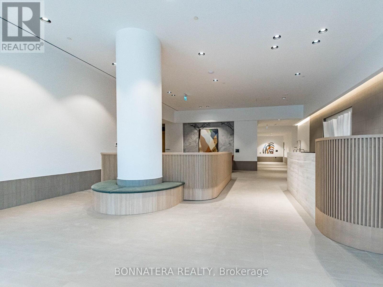 2307 - 395 Square One Drive, Mississauga, ON - Indoor Photo Showing Other Room