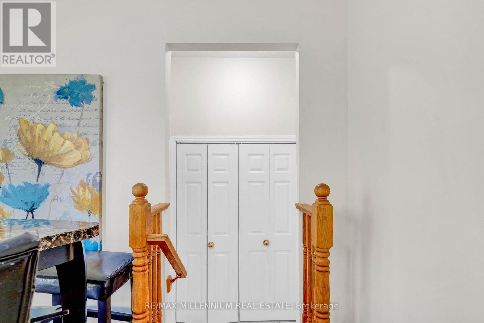 10 Mainland Crescent E, Vaughan, ON - Indoor Photo Showing Other Room