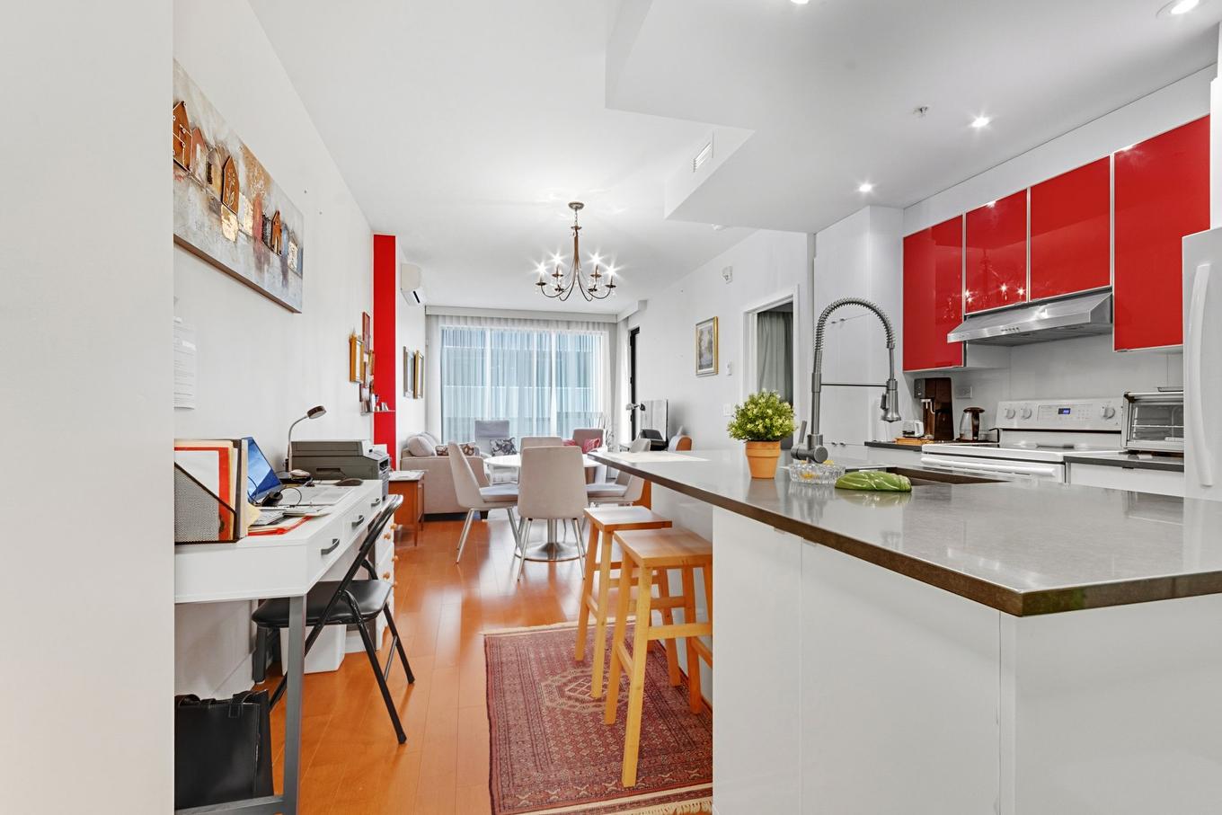 Cuisine - 207-7317 Av. Victoria, Montréal (Côte-Des-Neiges/Notre-Dame-De-Grâce), QC - Indoor Photo Showing Kitchen