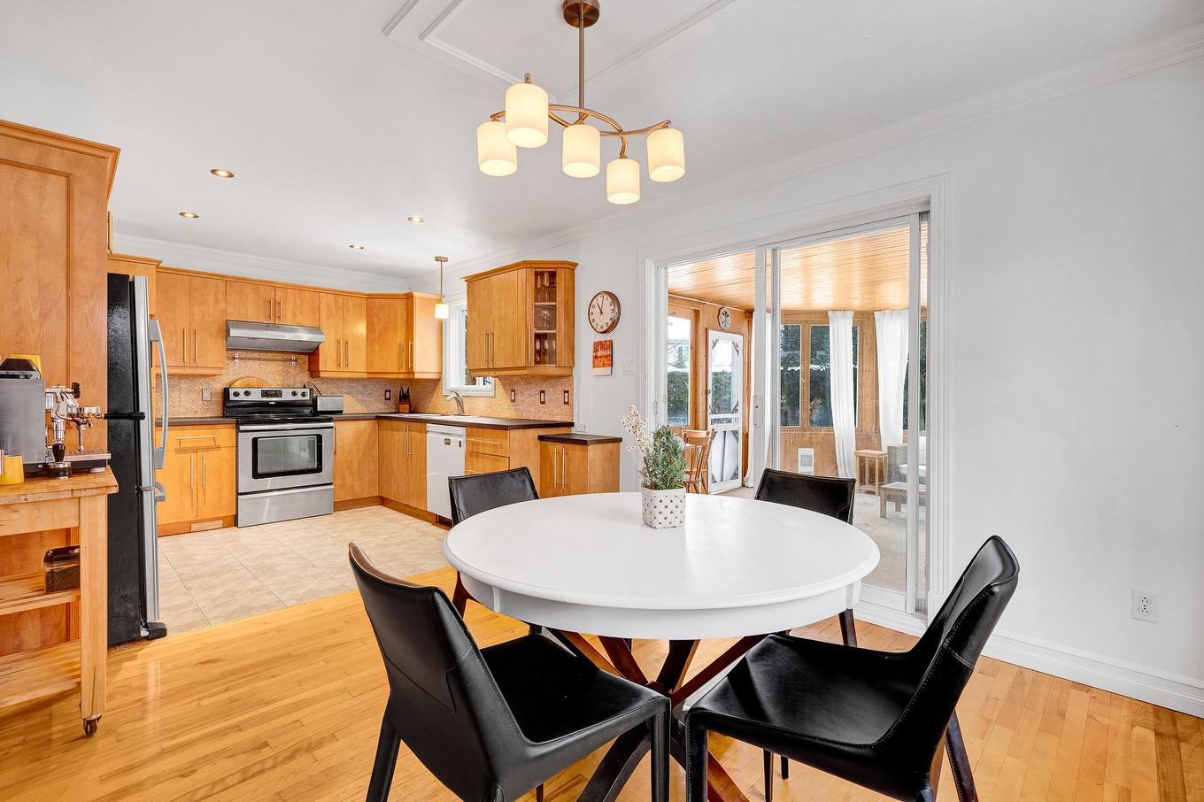 Dining room - 57 Rue Des Florins, Blainville, QC - Indoor Photo Showing Dining Room