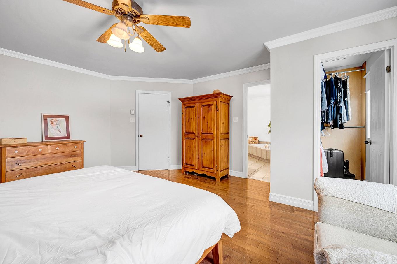 Primary bedroom - 57 Rue Des Florins, Blainville, QC - Indoor Photo Showing Bedroom