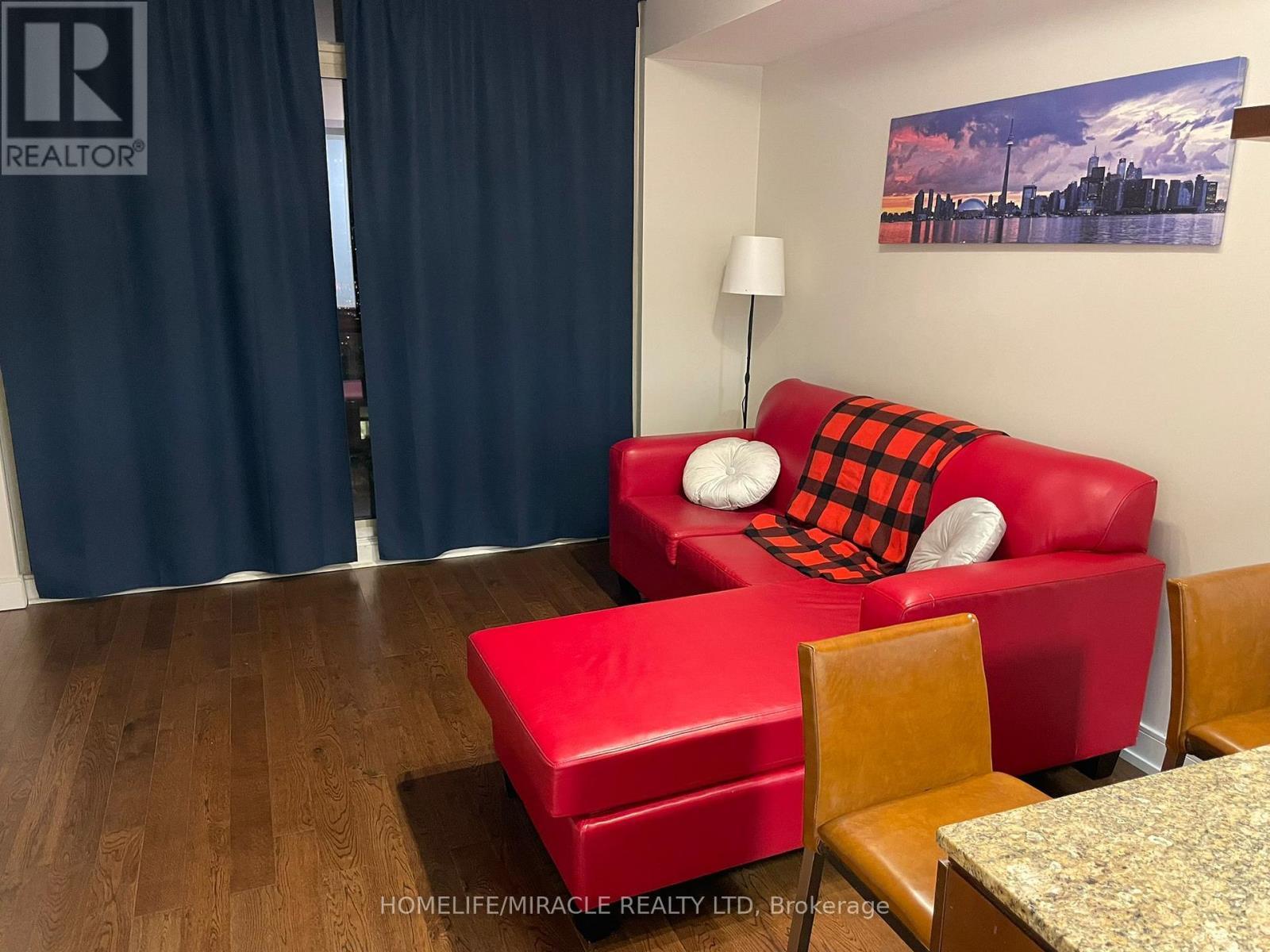 2805 - 35 Mariner Terrace, Toronto, ON - Indoor