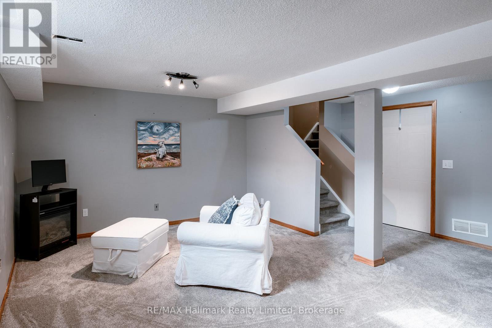 246 Starwood Drive, Guelph (Grange Road), ON - Indoor