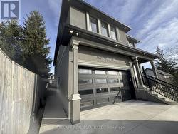 Street View - Right -