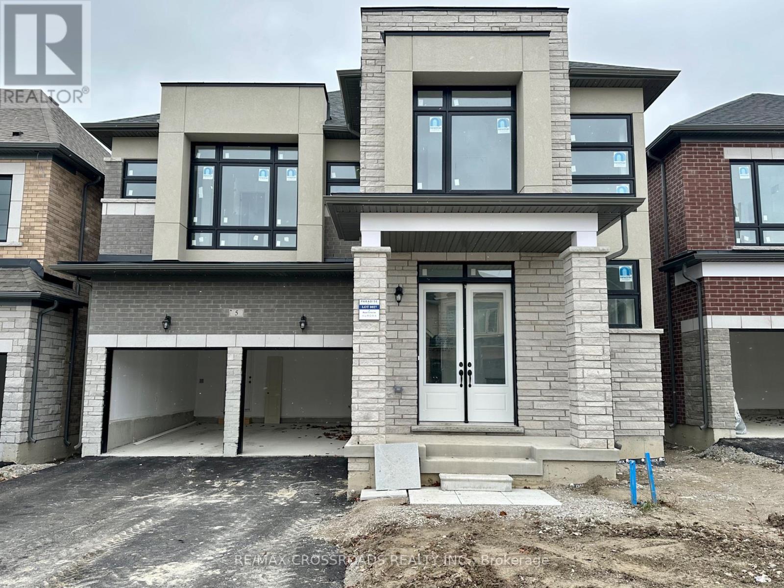 5 Kane Crescent, Aurora, ON - Outdoor With Facade