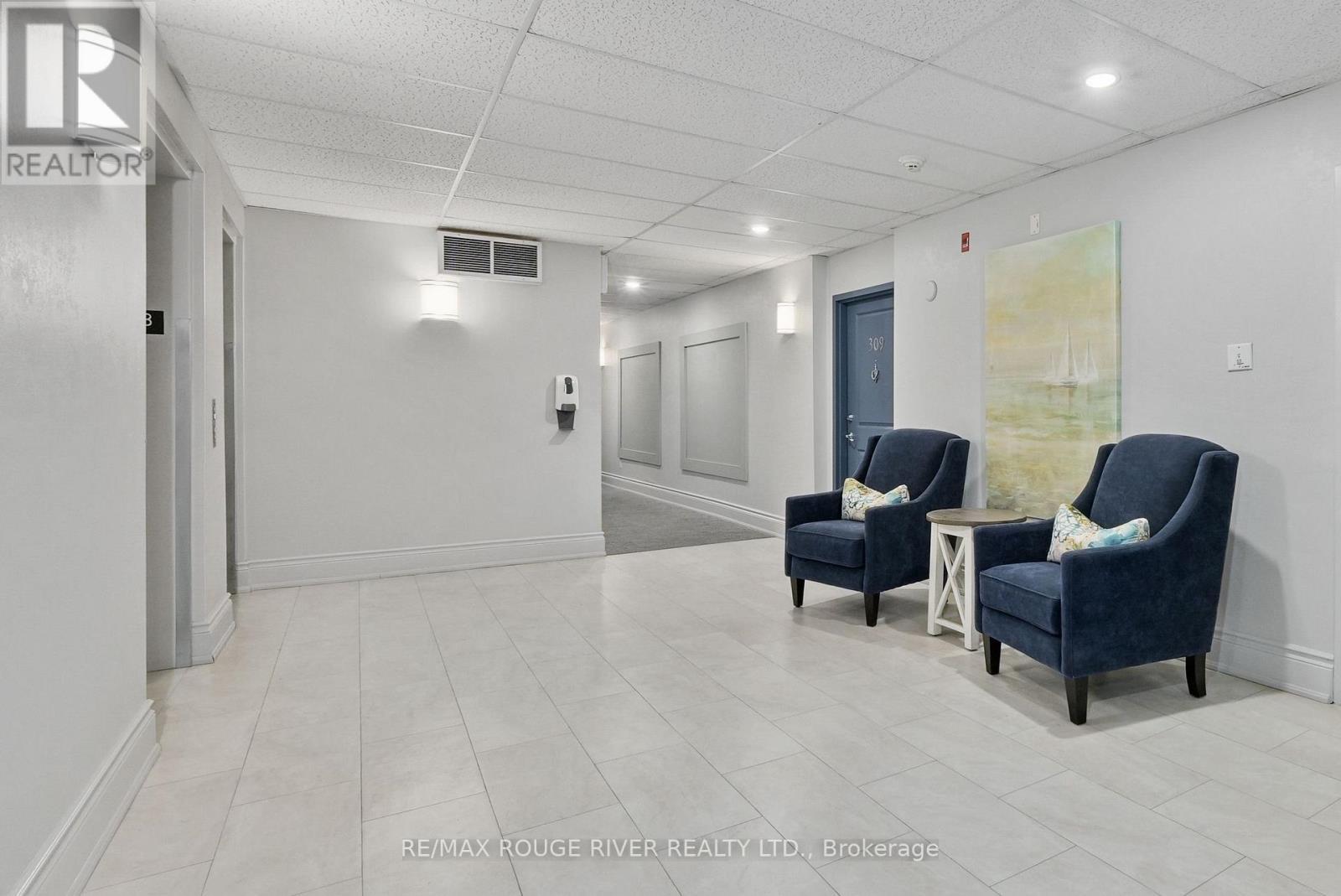 309 - 145 Third Street, Cobourg, ON - Indoor