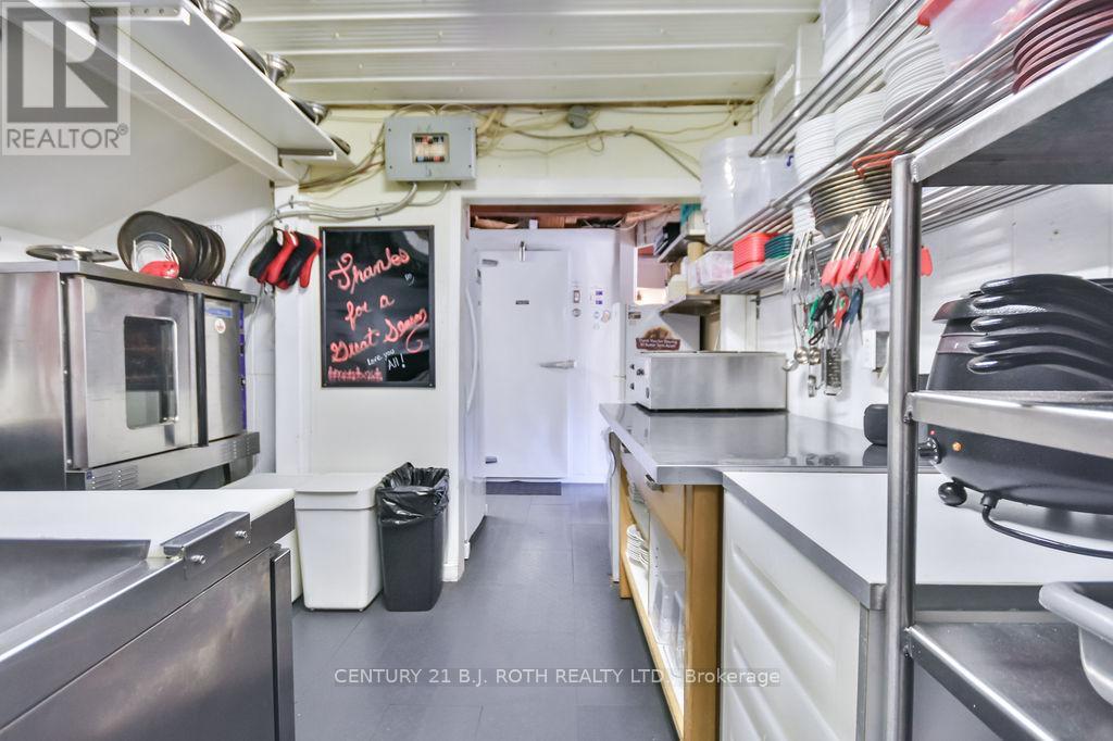 27 Sr406 Shore, Muskoka Lakes, ON