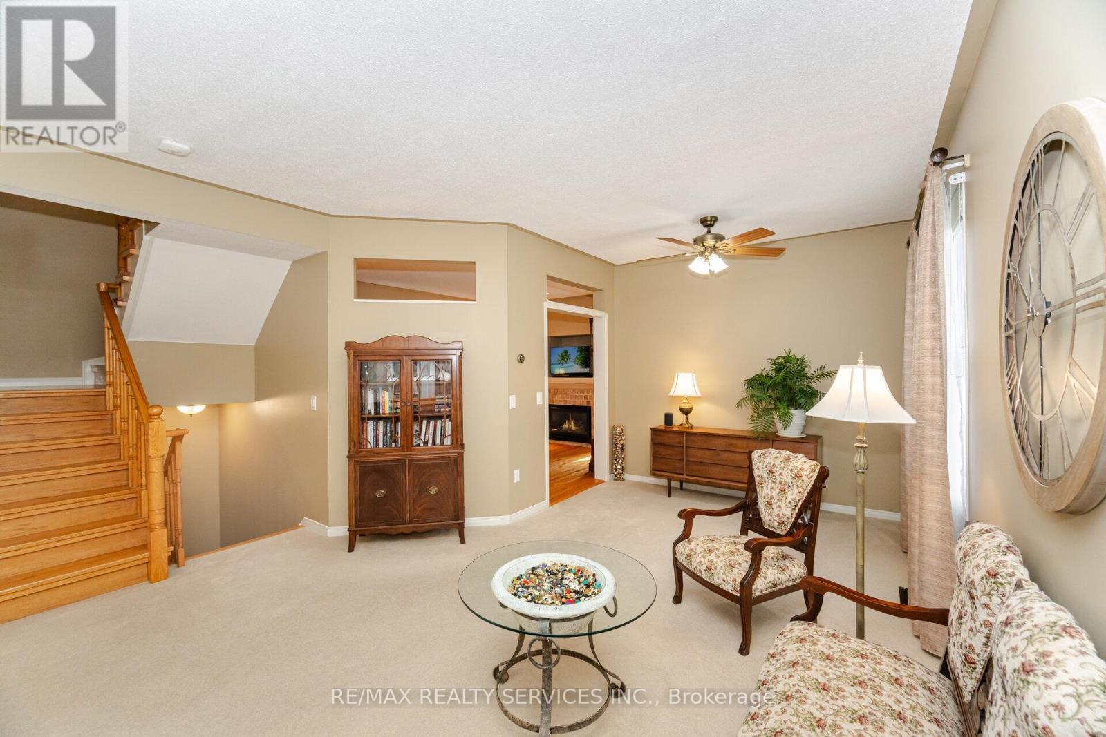 8 Inwood Place, Brampton, ON - Indoor Photo Showing Other Room