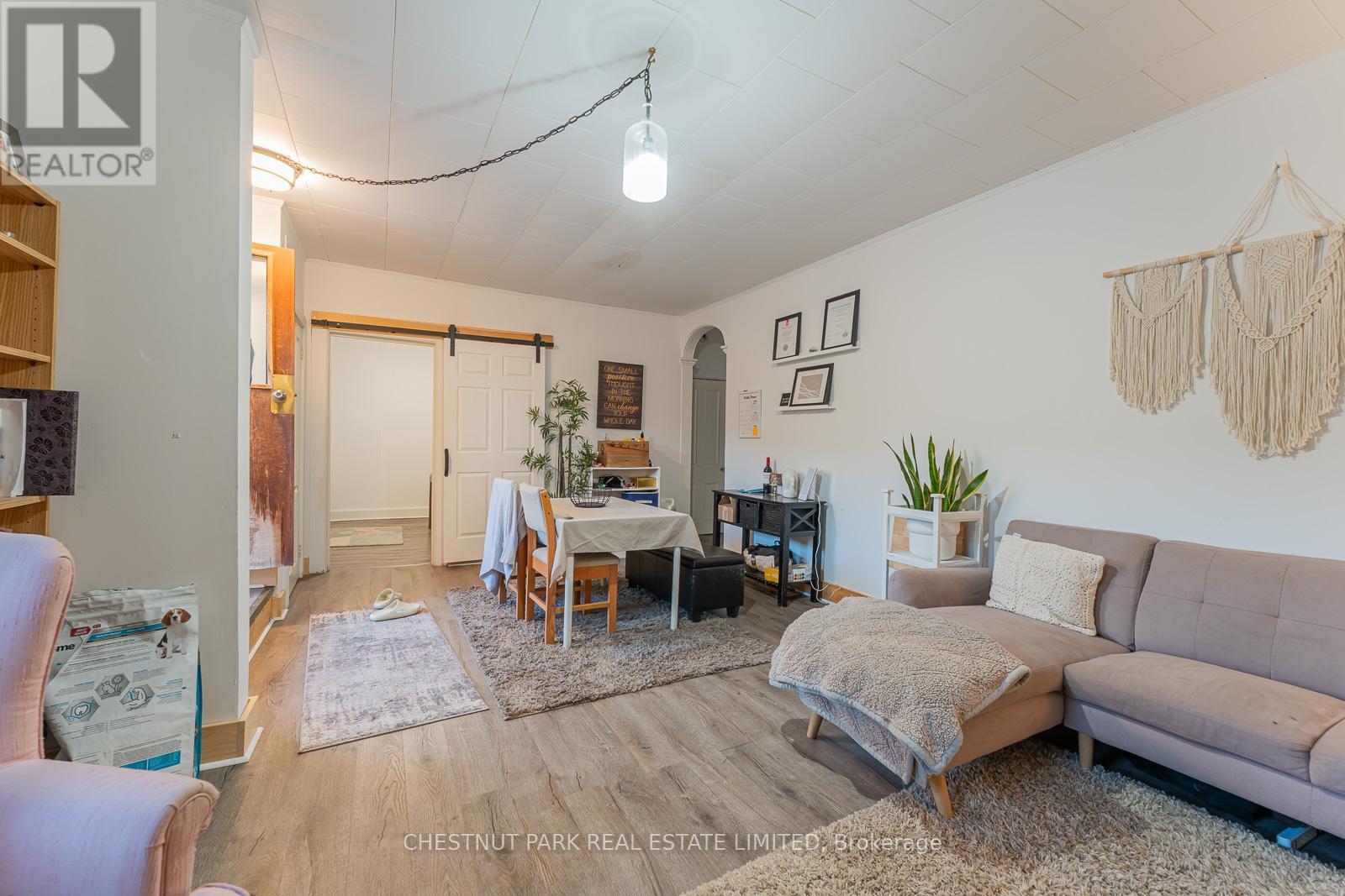 223/225 Highland Street, Dysart Et Al, ON