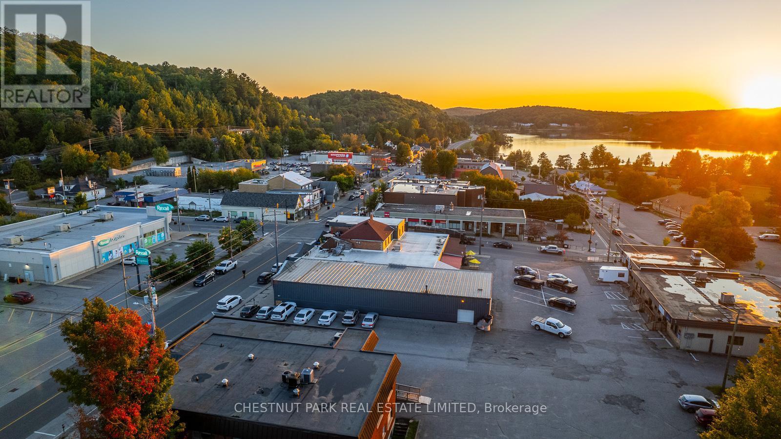 223/225 Highland Street, Dysart Et Al, ON