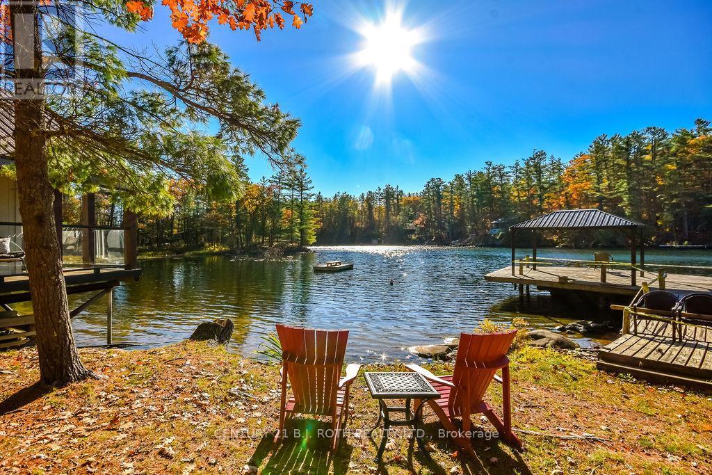 27 Sr406 Shore, Muskoka Lakes, ON