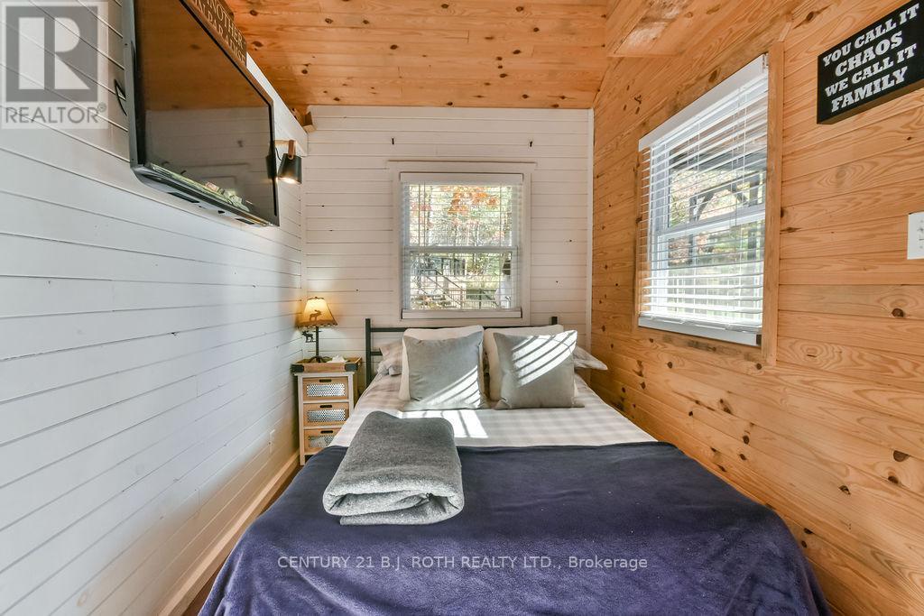 27 Sr406 Shore, Muskoka Lakes, ON