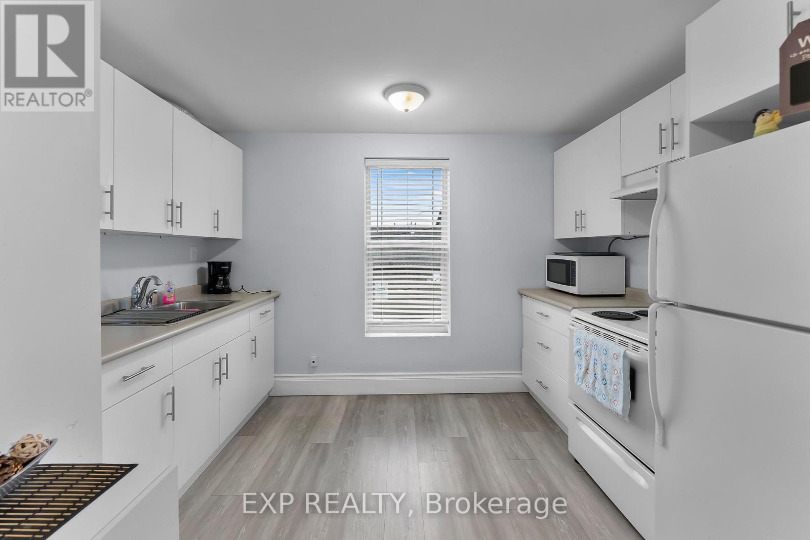 1 - 5858 Ferry Street, Niagara Falls, ON