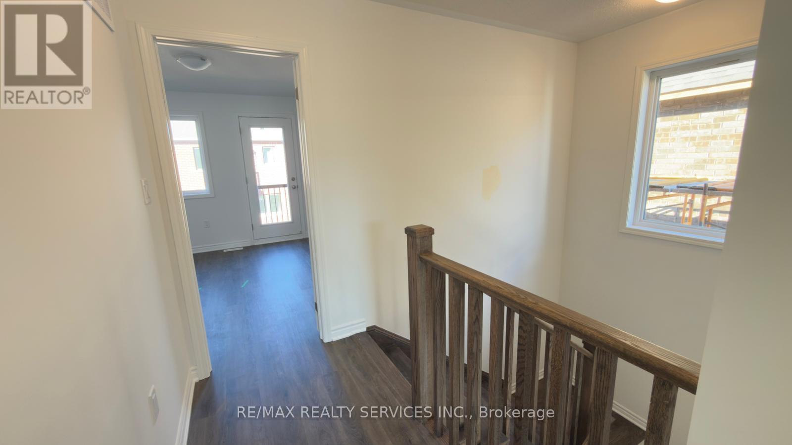 41 Yellow Rail Crescent, Brampton, ON - Indoor Photo Showing Other Room