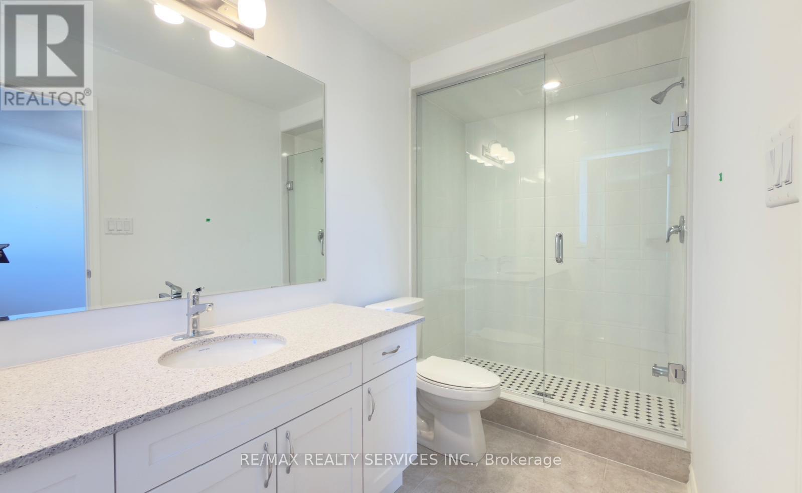 41 Yellow Rail Crescent, Brampton, ON - Indoor Photo Showing Bathroom