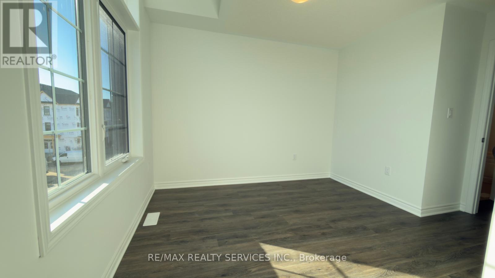 41 Yellow Rail Crescent, Brampton, ON - Indoor Photo Showing Other Room