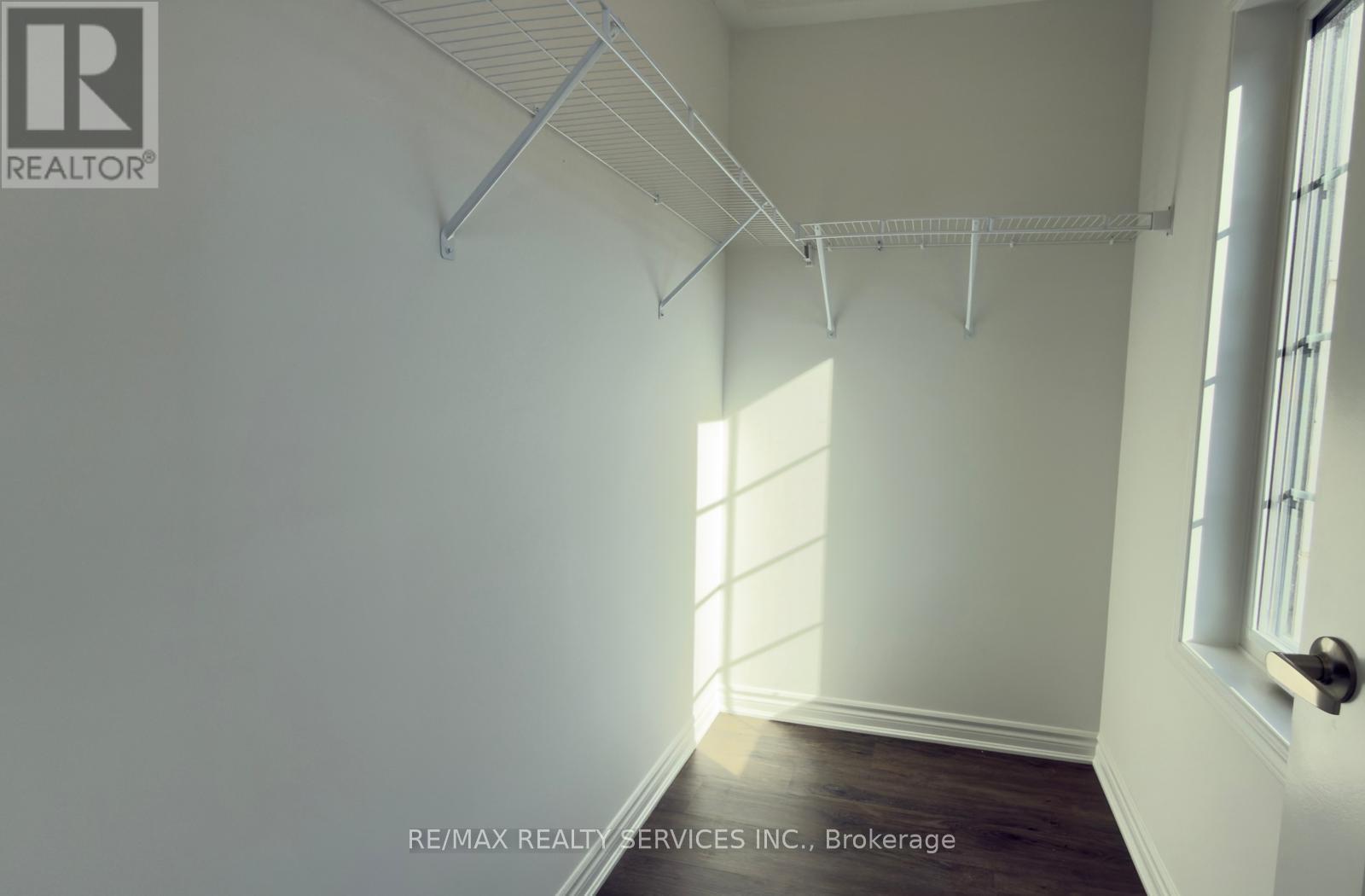 41 Yellow Rail Crescent, Brampton, ON - Indoor Photo Showing Other Room