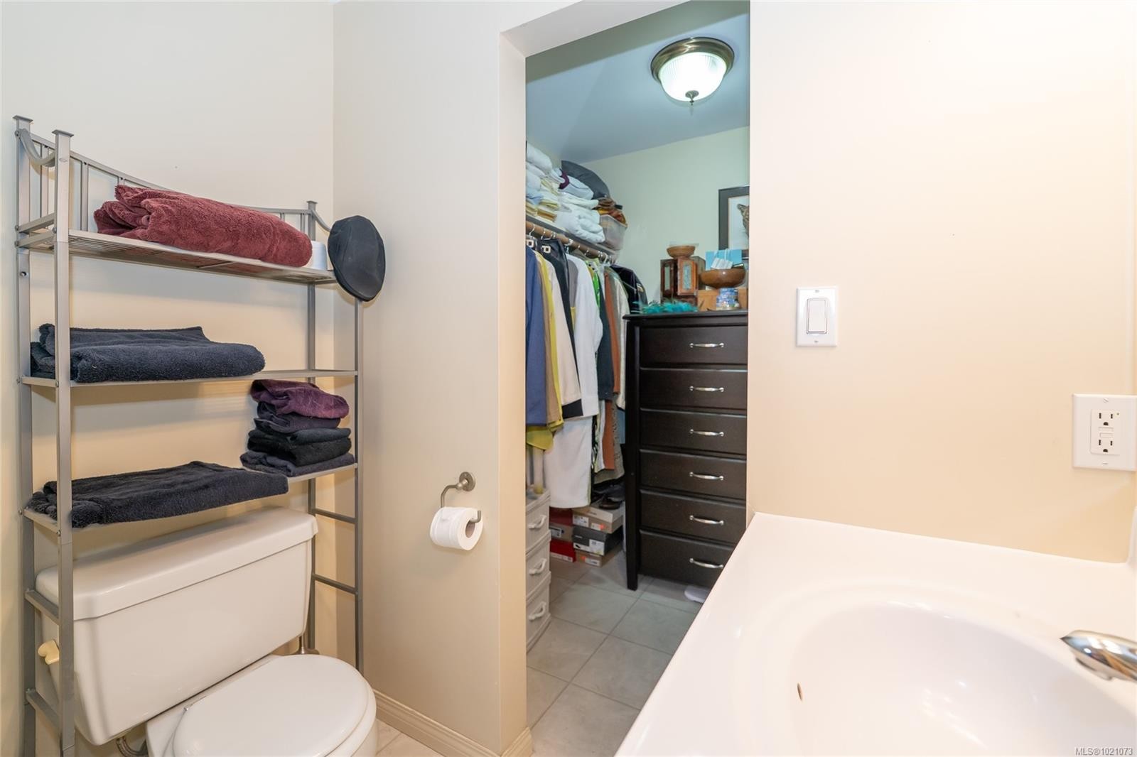 9920 Cedar St, Chemainus, BC