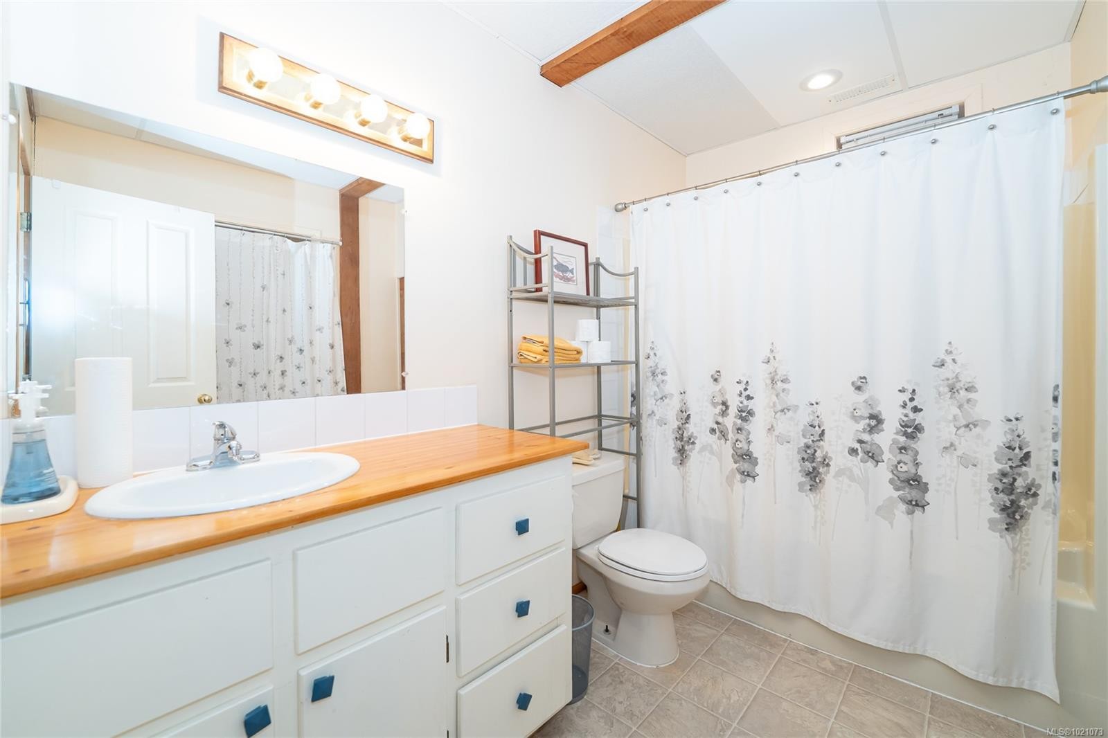 9920 Cedar St, Chemainus, BC