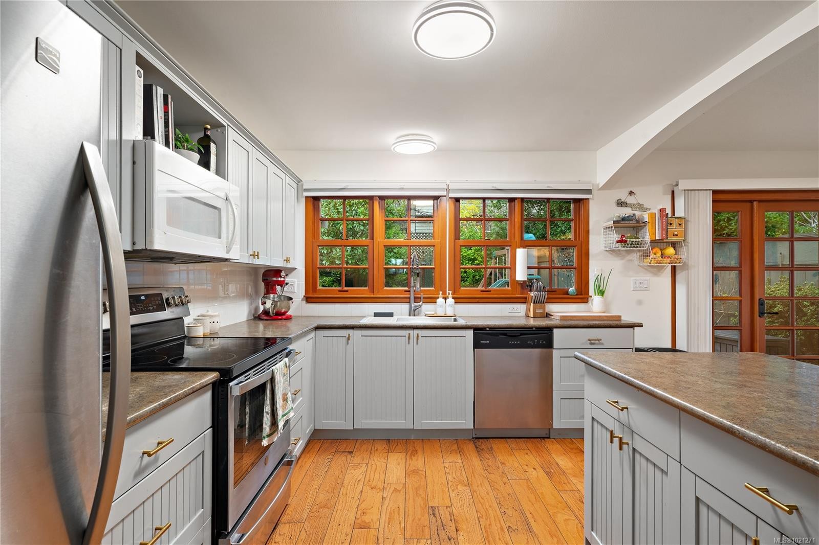 4000 Cedar Hill Rd, Saanich, BC