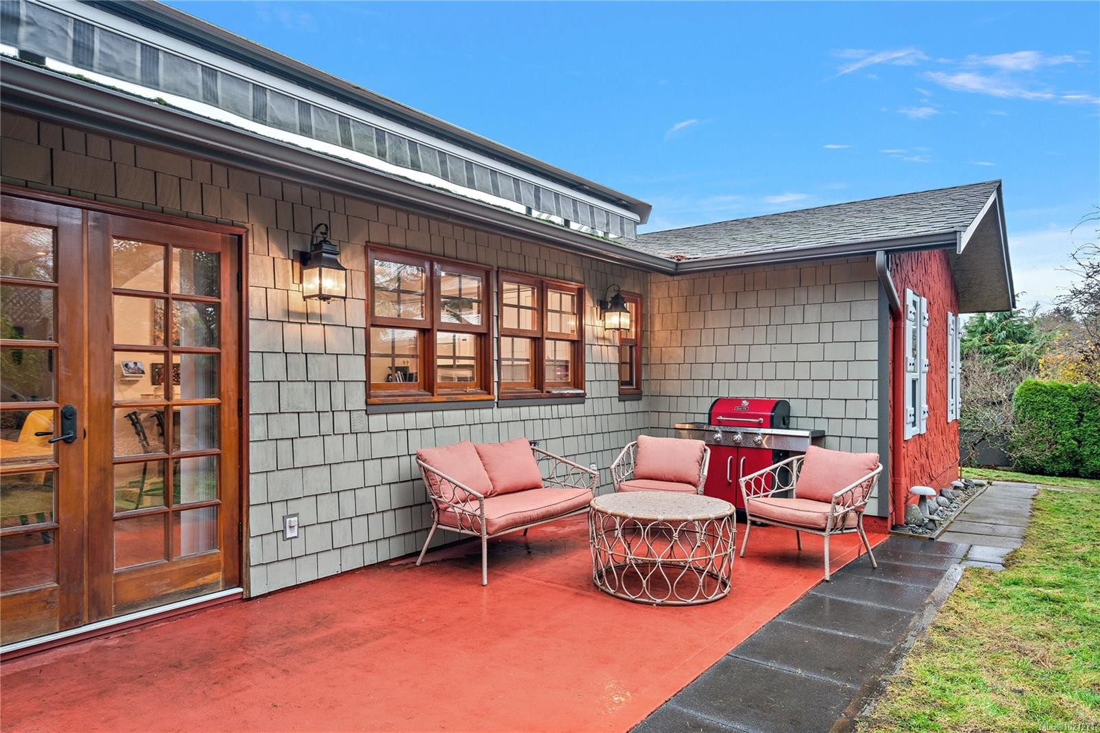 4000 Cedar Hill Rd, Saanich, BC