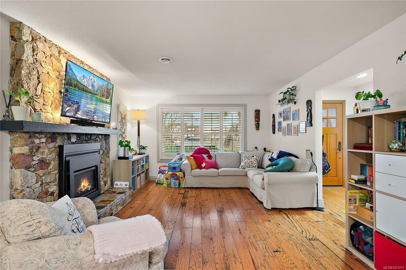 4000 Cedar Hill Rd, Saanich, BC