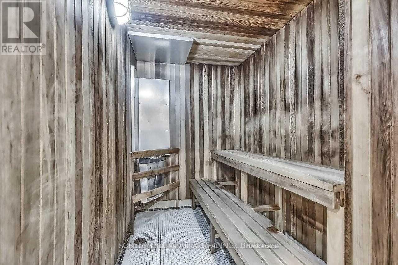 1612 - 30 North Park Road, Vaughan, ON - Indoor Photo Showing Other Room