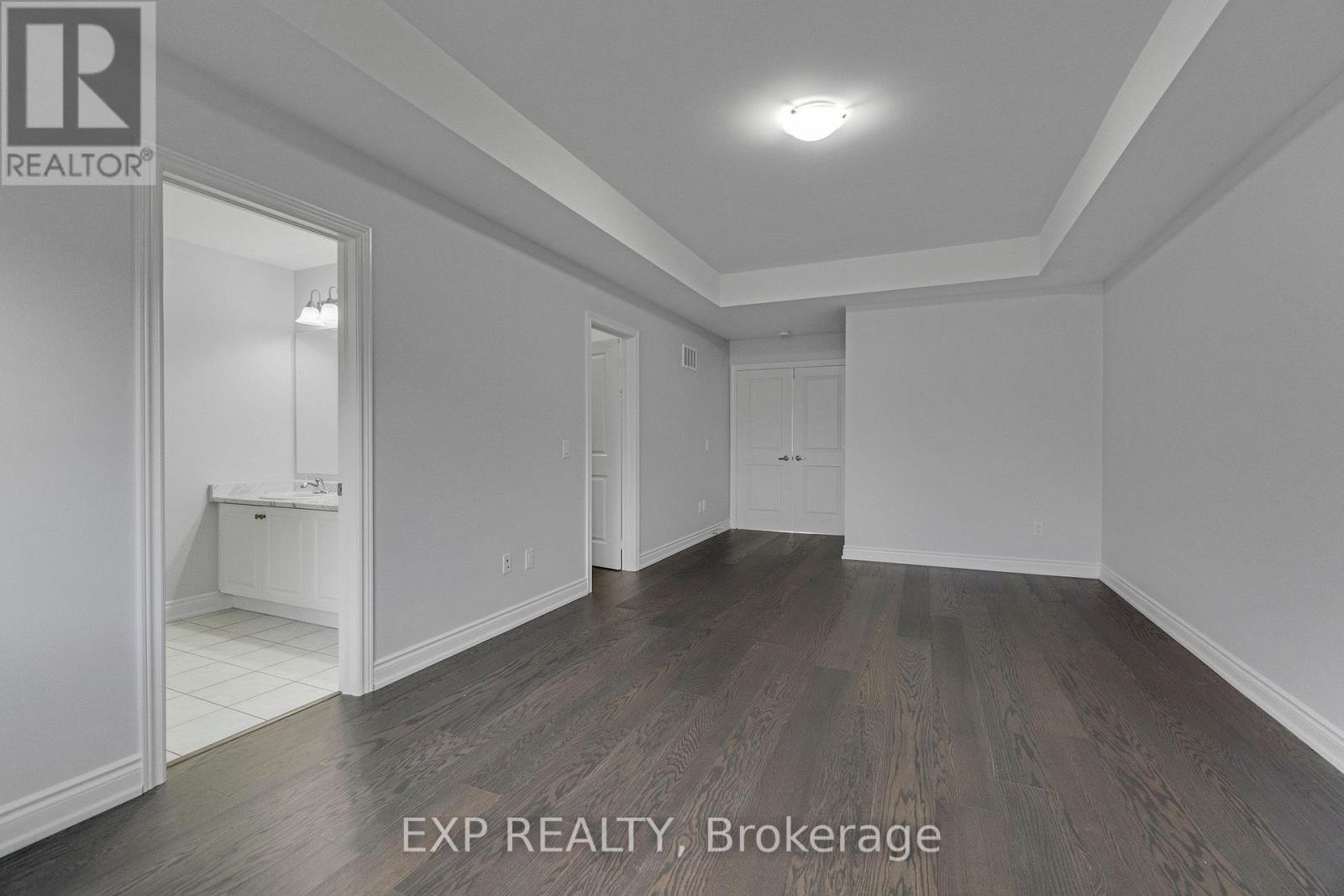 15 Benhurst Crescent, Brampton, ON - Indoor Photo Showing Other Room