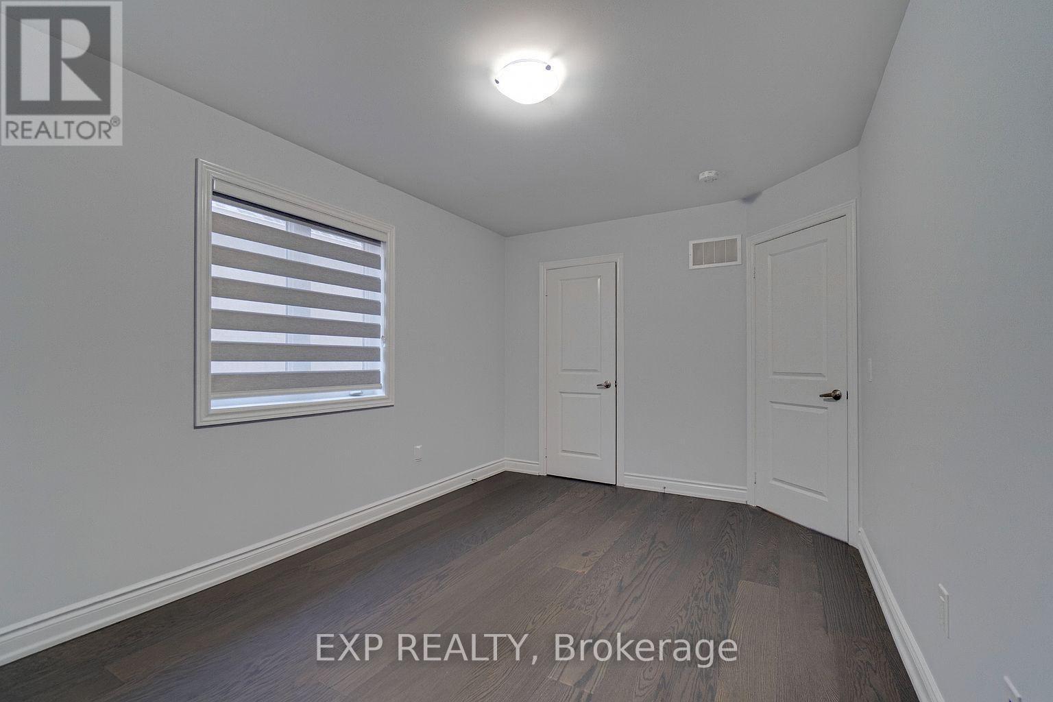 15 Benhurst Crescent, Brampton, ON - Indoor Photo Showing Other Room