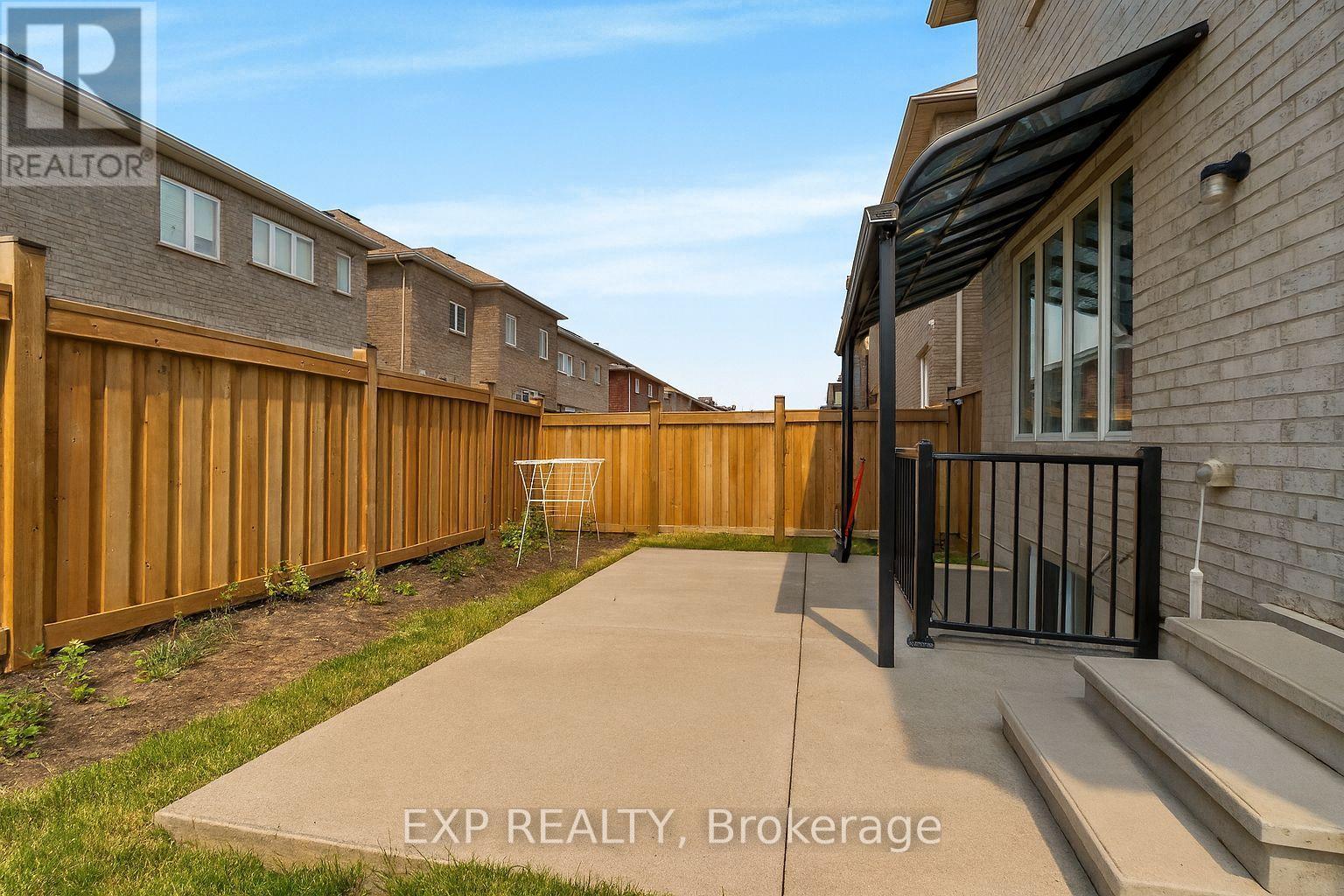 15 Benhurst Crescent, Brampton, ON - Outdoor