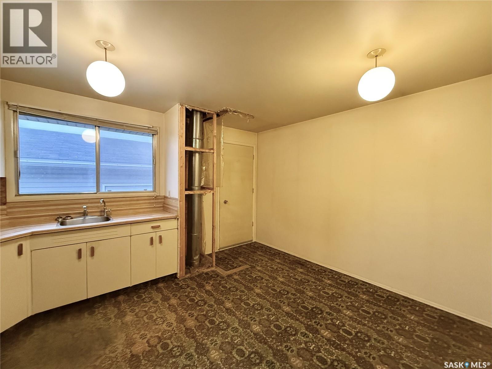 83 Young Crescent, Regina, SK - Indoor