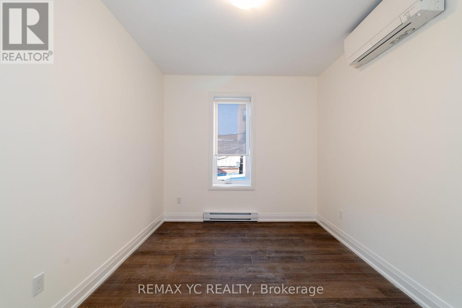 2S - 673 Danforth Avenue, Toronto, ON