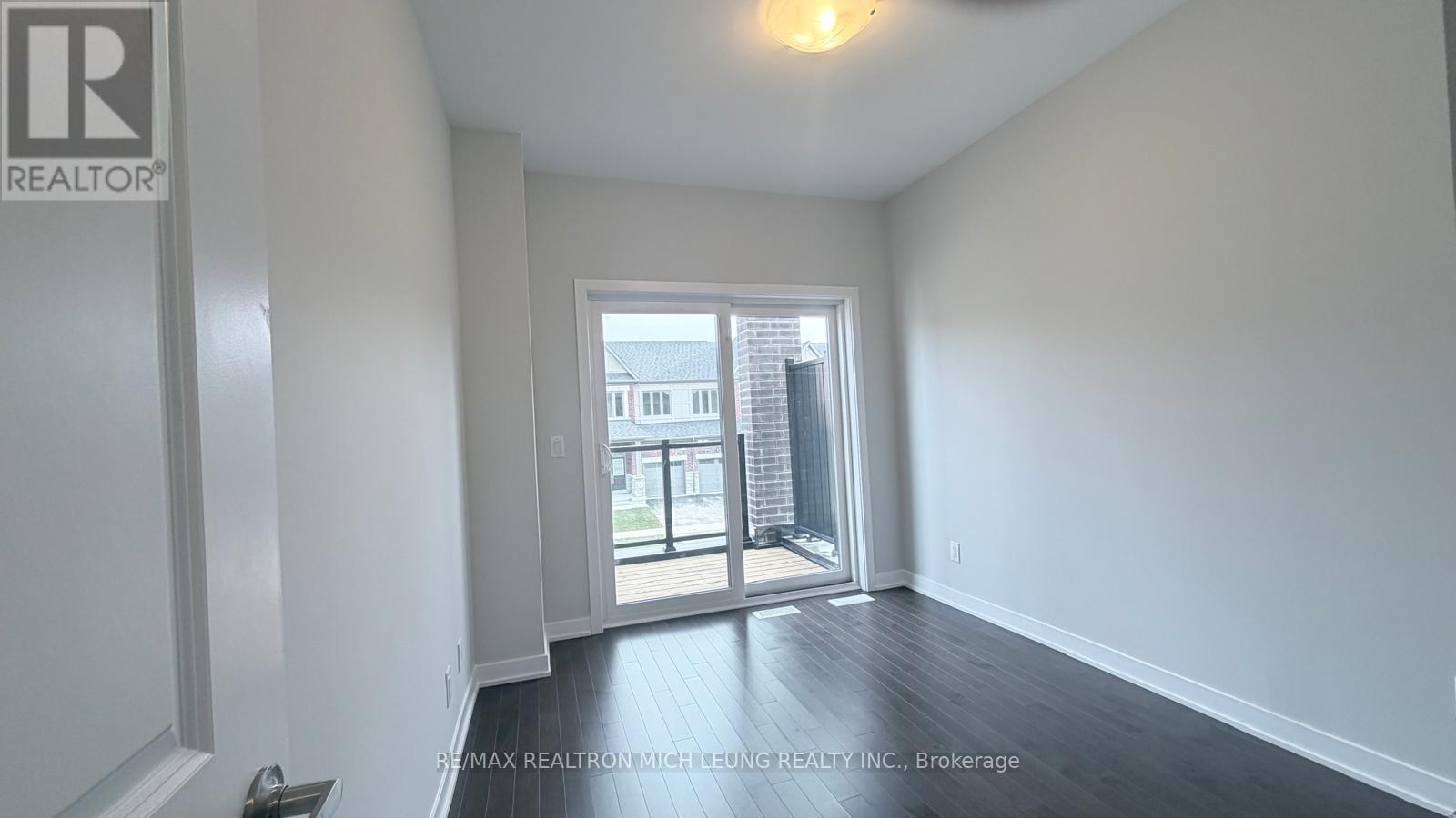 16 Harvey Bunker Crescent, Markham, ON - Indoor Photo Showing Other Room
