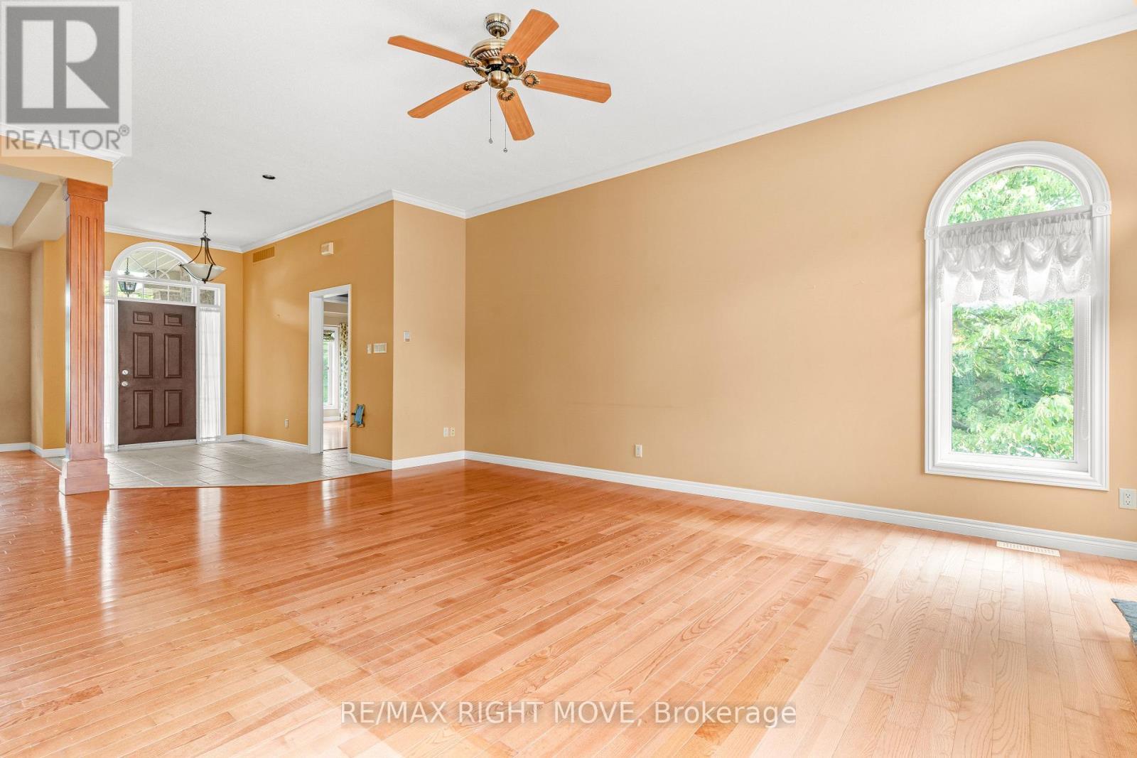 3 Thicketwood Place E, Ramara, ON - Indoor Photo Showing Other Room