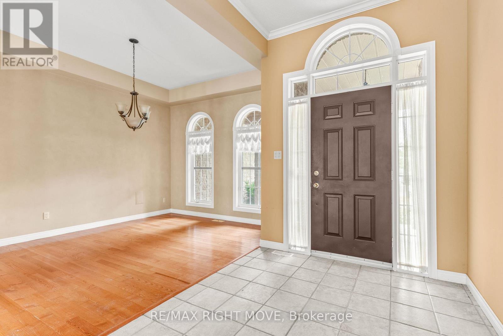 3 Thicketwood Place E, Ramara, ON - Indoor Photo Showing Other Room