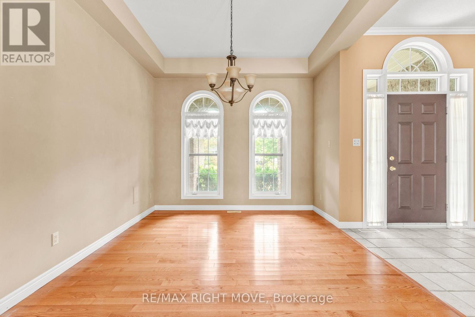 3 Thicketwood Place E, Ramara, ON - Indoor Photo Showing Other Room