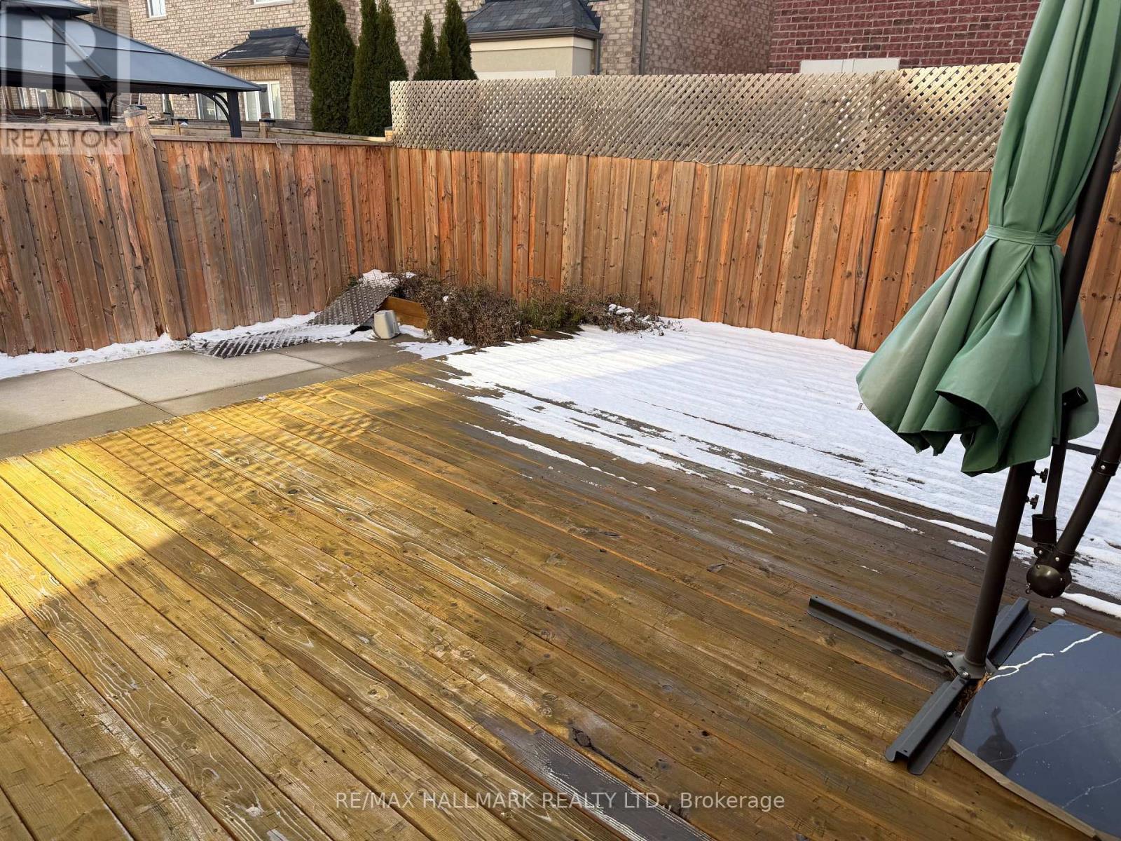 74 Lloyd Crescent, Brampton, ON - Outdoor