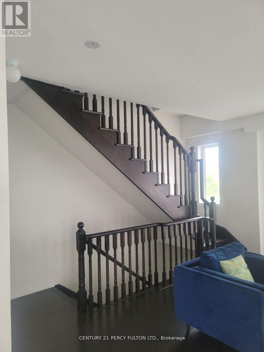 36 Lord Drive, Ajax, ON - Indoor Photo Showing Other Room