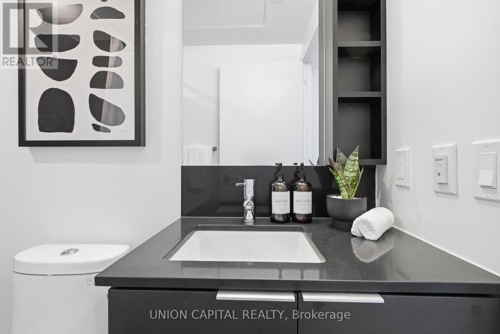 1509 - 8 Wellesley Street W, Toronto, ON - Other