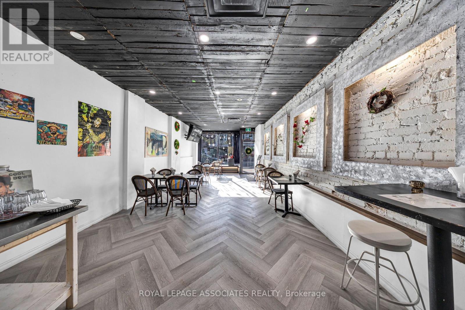 1532 Dundas Street W, Toronto, ON