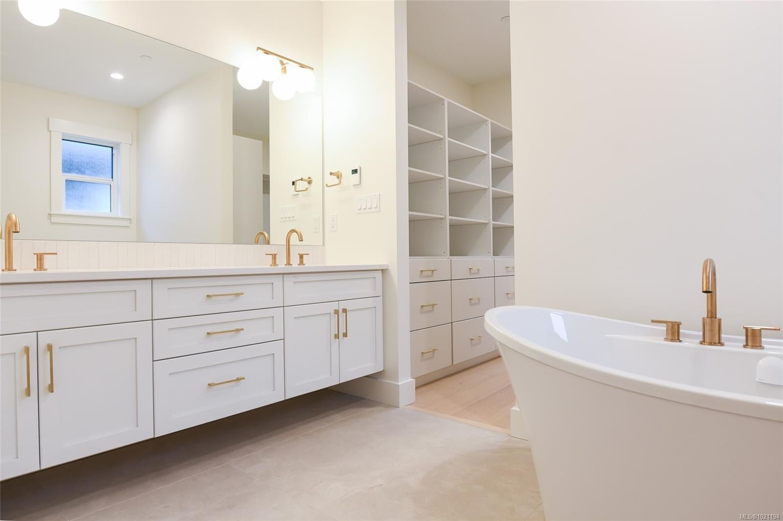 1834 Crown Isle Blvd, Courtenay, BC