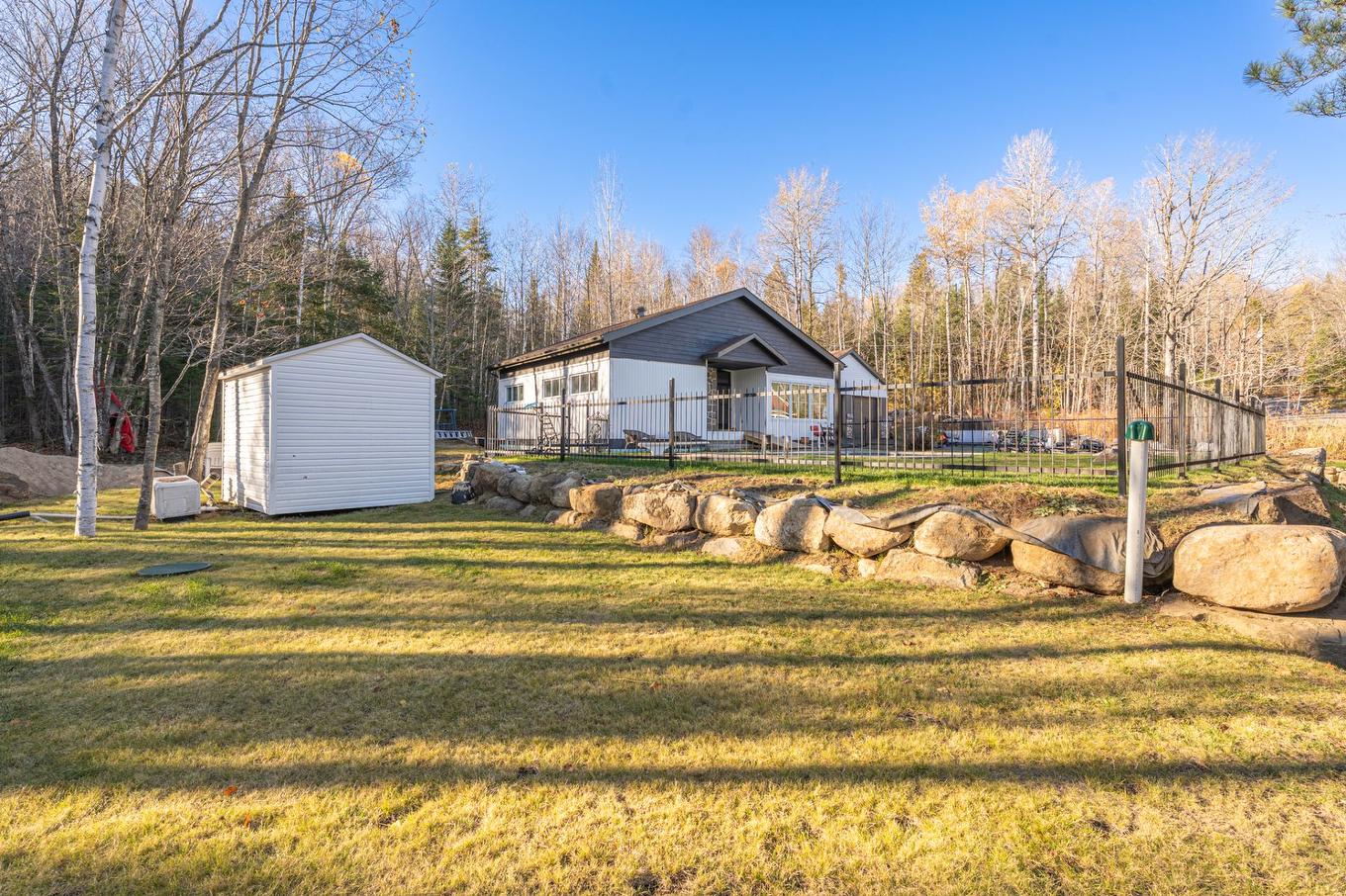 Exterior - 23 Rue Du Sentier-Du-Sommet, Sainte-Marguerite-Du-Lac-Masson, QC - Outdoor