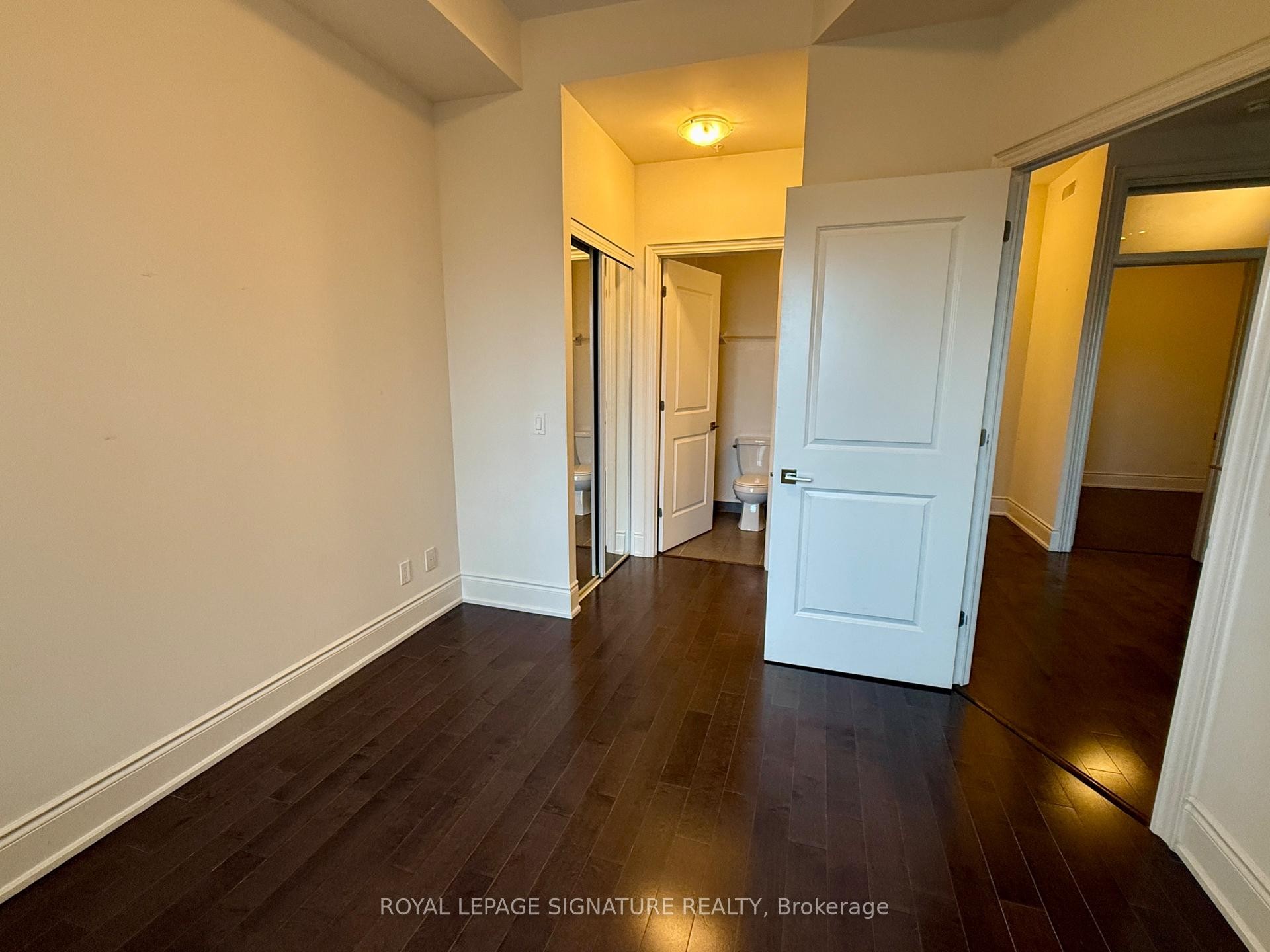 818-23 Glebe Road W, Toronto, ON - Indoor Photo Showing Other Room