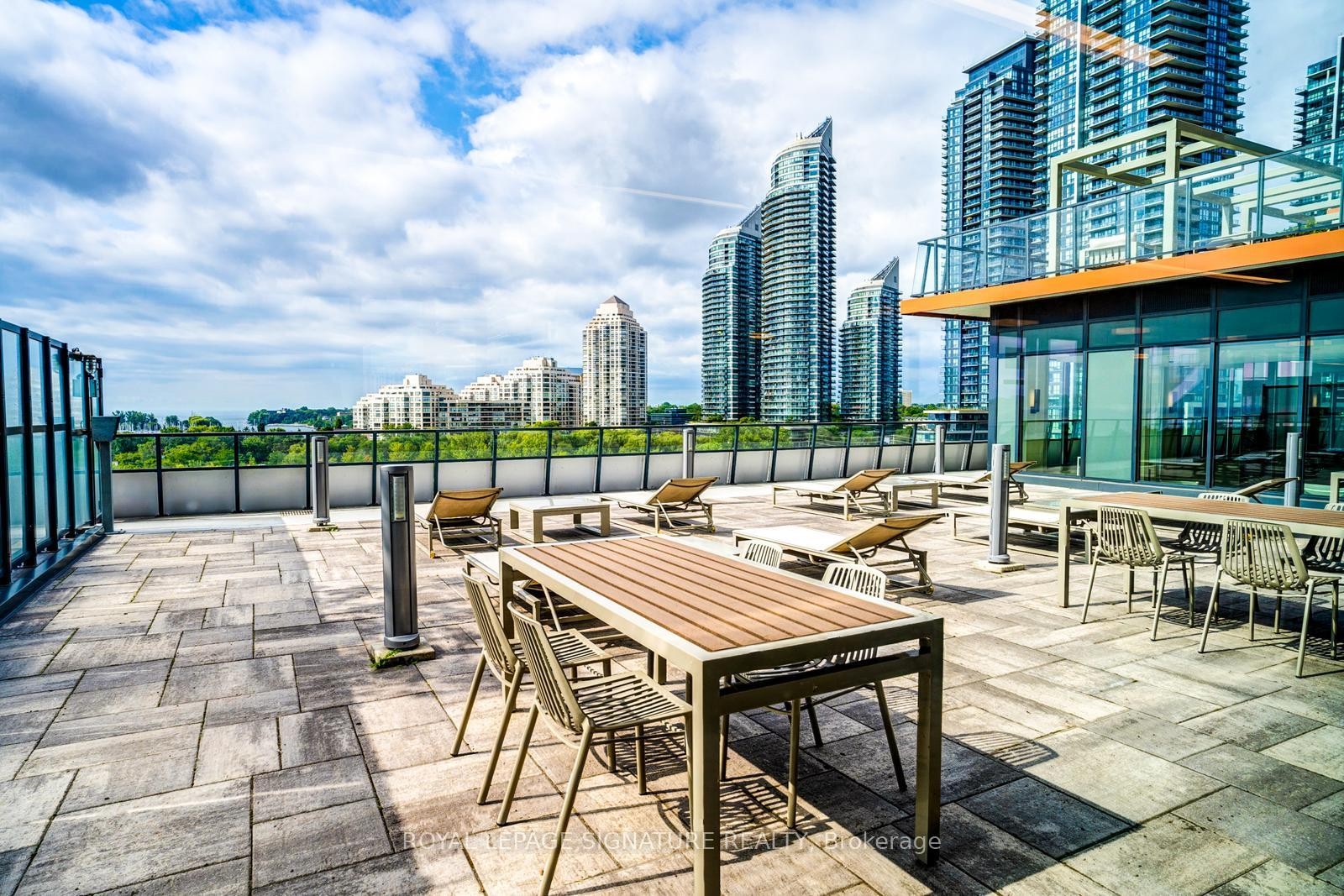 Lph05A-30 Shore Breeze Drive, Toronto, ON - Outdoor With Deck Patio Veranda