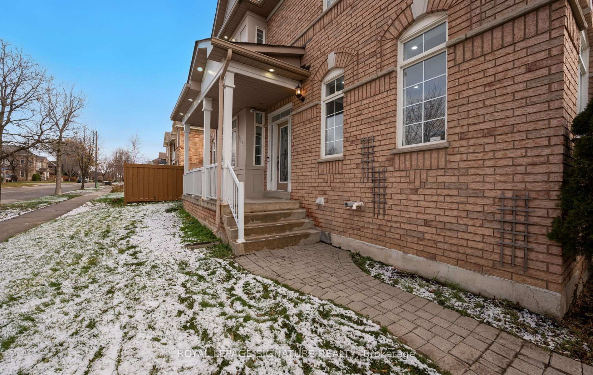 3849 Talias Crescent, Mississauga, ON - Outdoor
