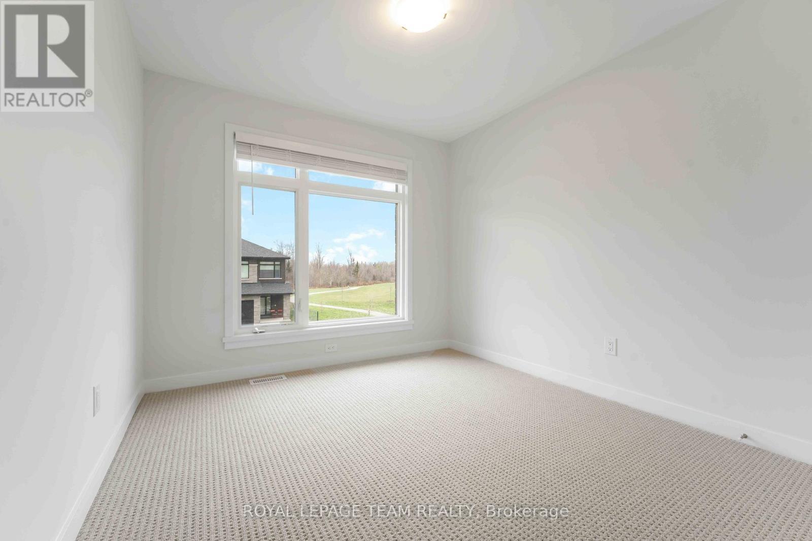 91 Gartersnake Way, Ottawa, ON - Indoor Photo Showing Other Room