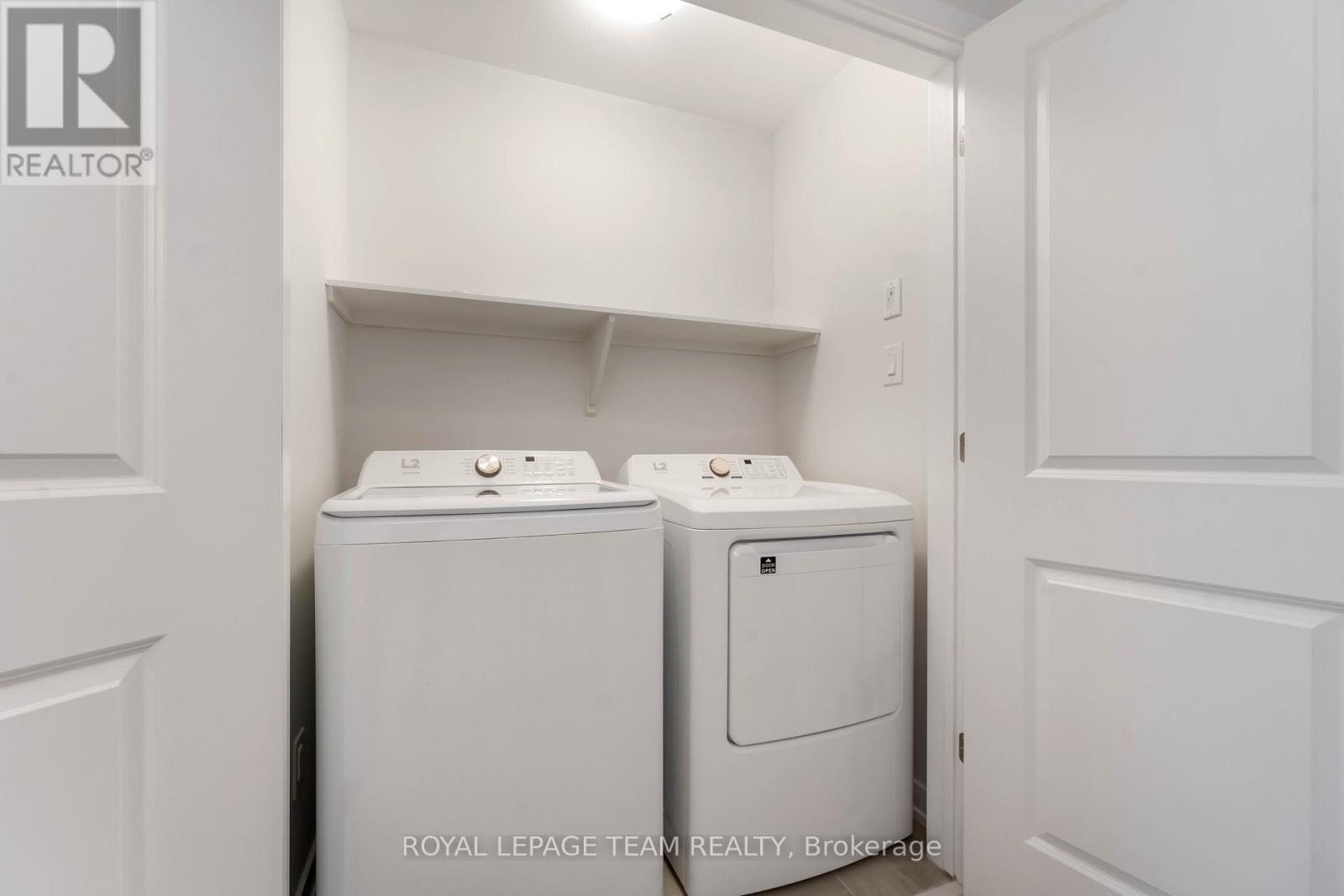 91 Gartersnake Way, Ottawa, ON - Indoor Photo Showing Laundry Room