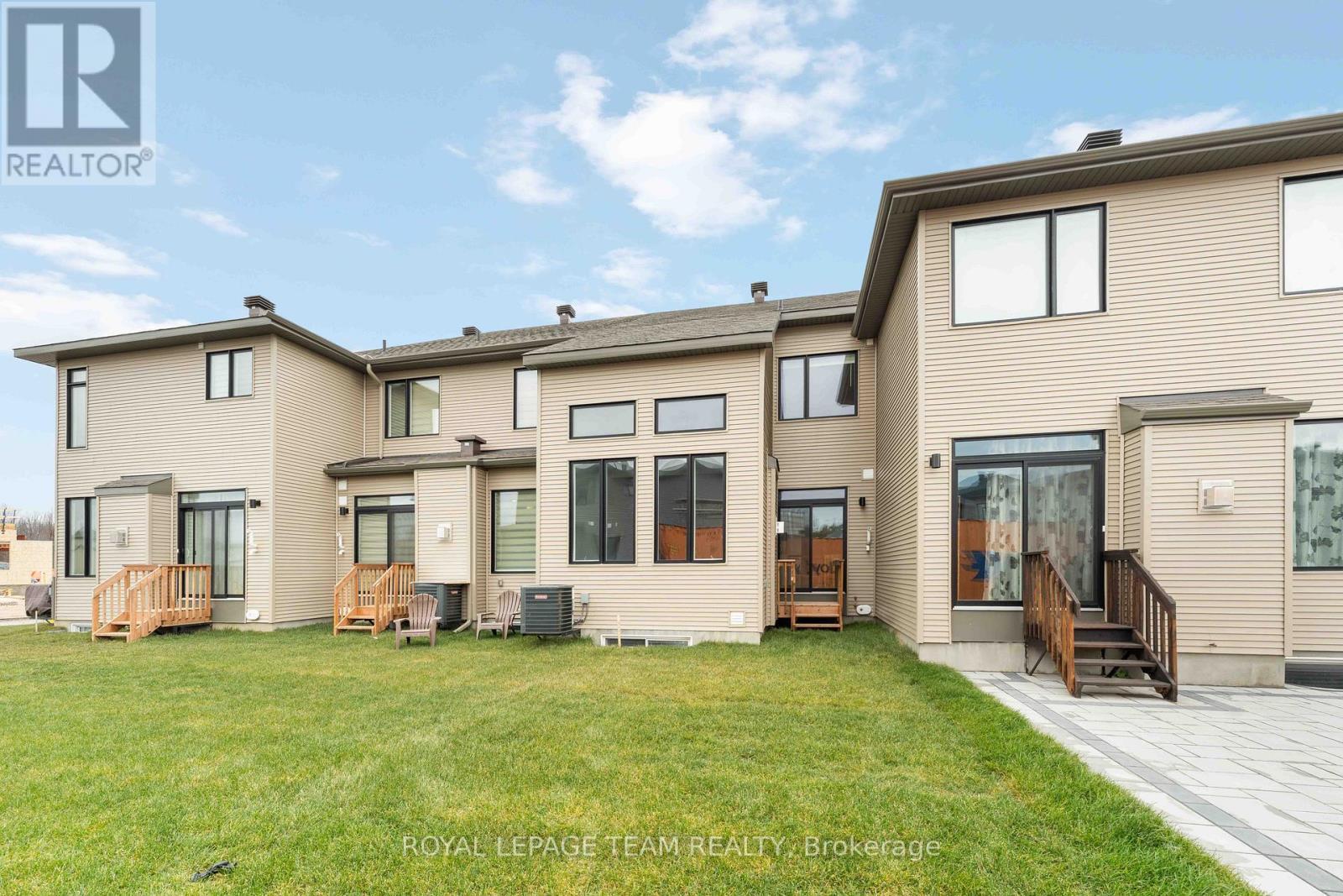 91 Gartersnake Way, Ottawa, ON - Outdoor